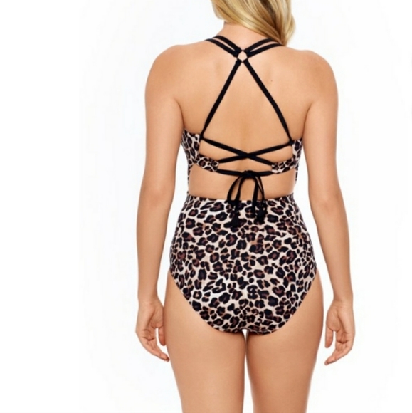 Time And Tru Sexy Keyhole Front Leopard Print One Piece Swimsuit - Picture 2 of 15
